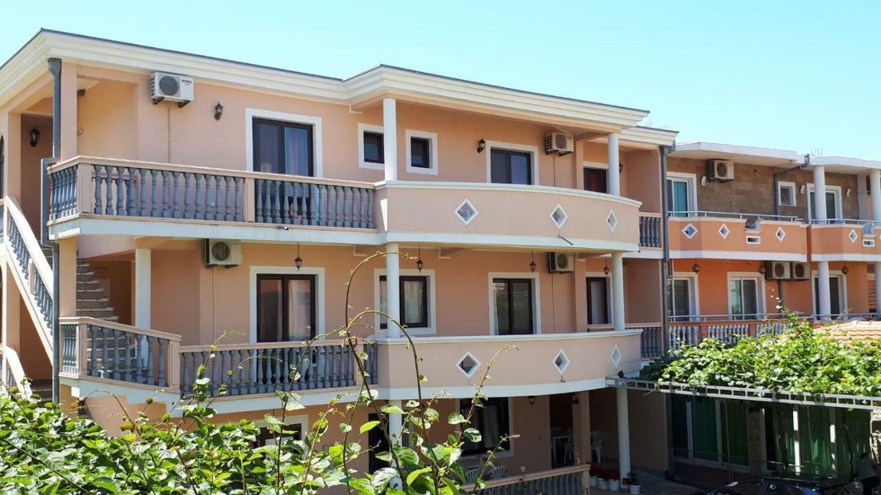 Rooms Ibrocevic Ulcinj Exterior photo